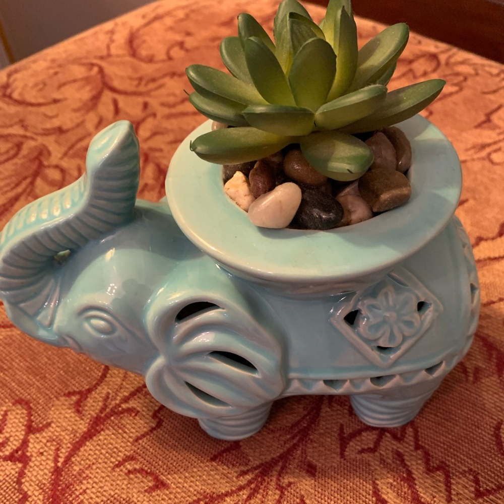 Teal Blue Ceramic 🐘 w/Faux Succulent 🪴